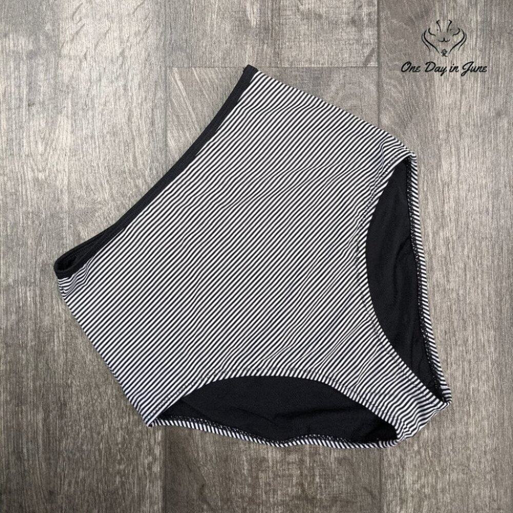 Relleciga High Cut Bikini Bottom Size S